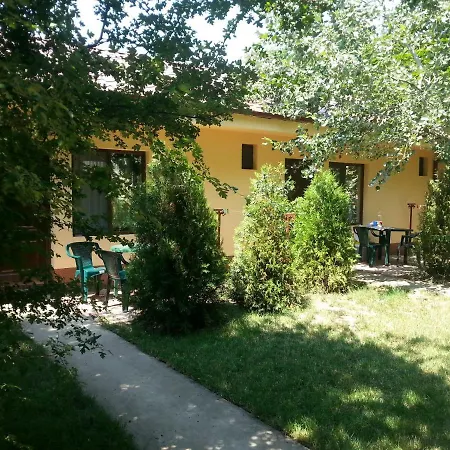 Vila Antaris Guest house *